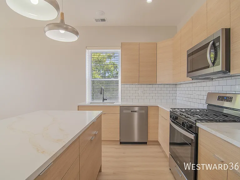 1546 N Homan Ave #3 — Photo 3