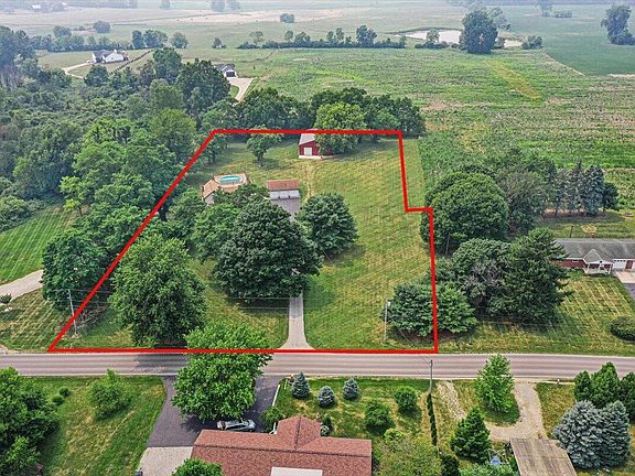 2nd image of 1660 Township Road 216