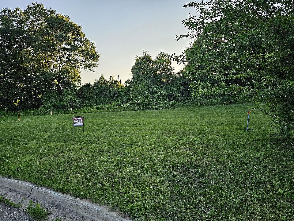 1st image of 209 Creek Pointe Cir