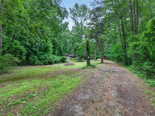 1921 Mack Rd, Douglasville, GA 30135
