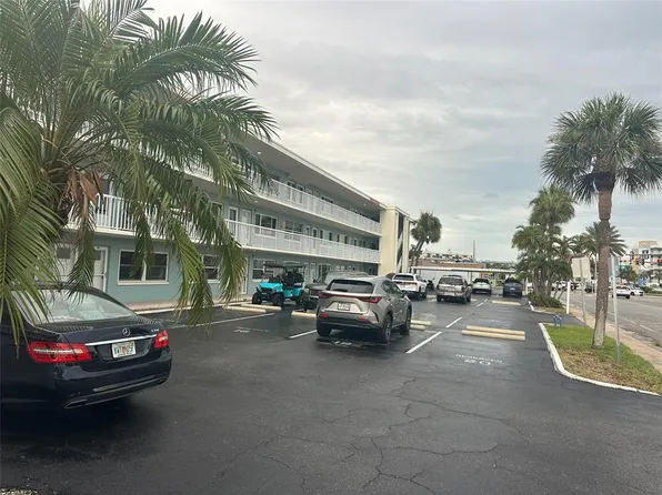 6161 Gulf Winds Dr APT 150, Saint Pete Beach, FL 33706