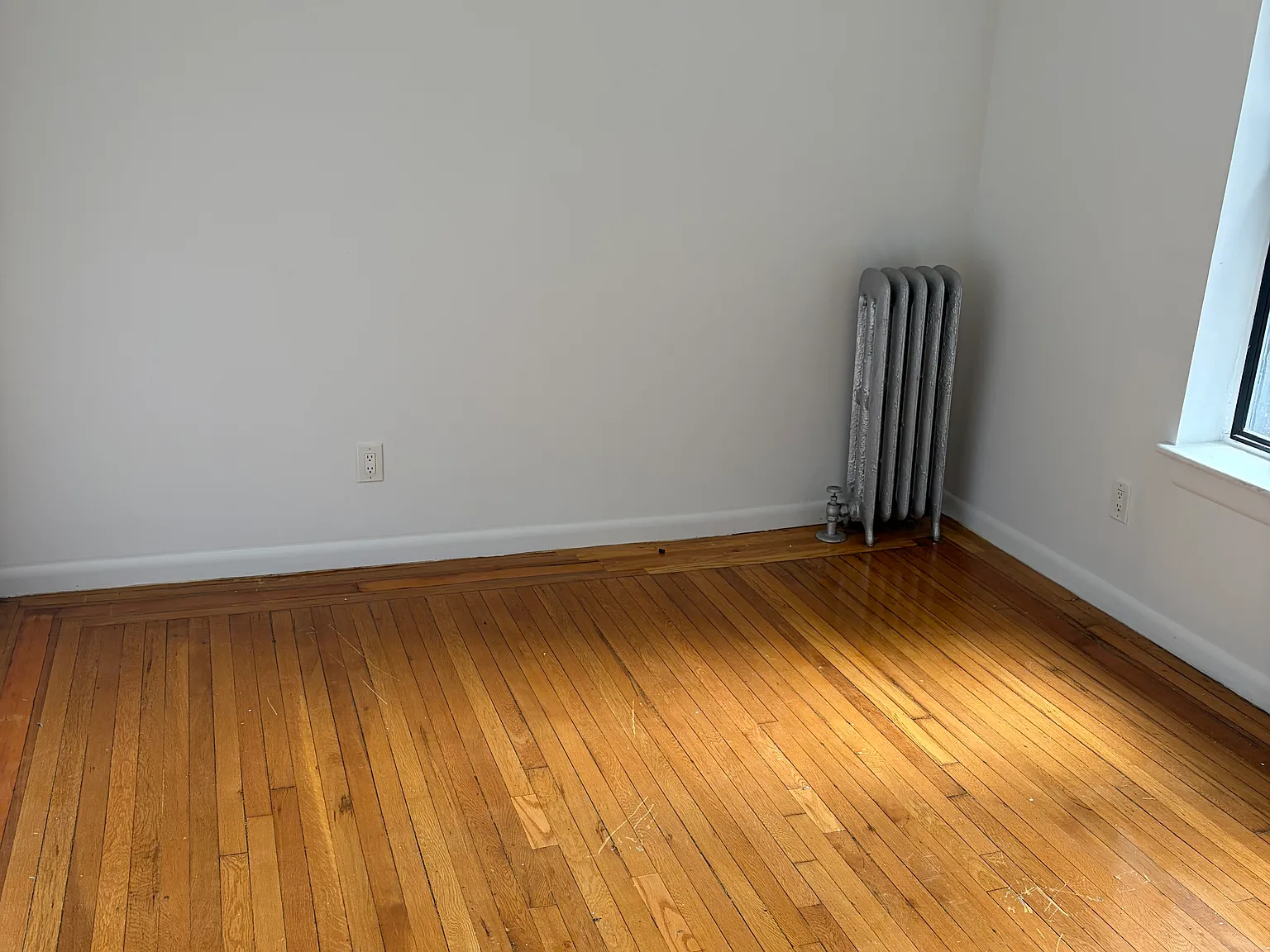 Studio, 750 sqft, $1,710 — Photo 4