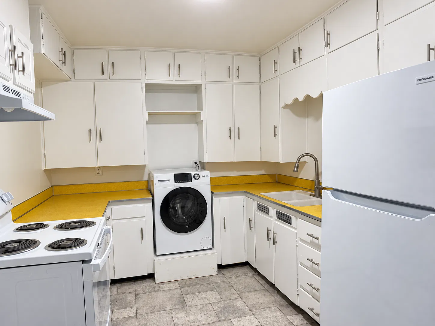2 bed, 1000 sqft, $1,000 — Photo 3