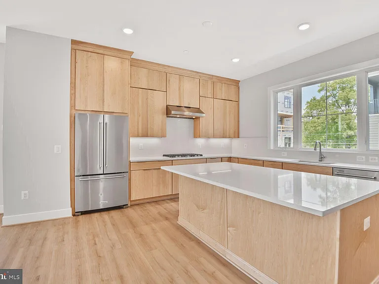 5933 Stonehenge Pl — Photo 9