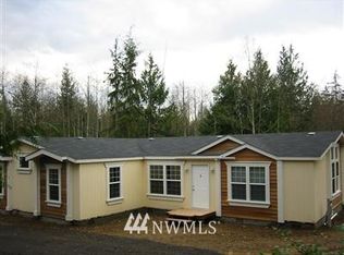 6461 Cheyney Ln NW, Seabeck, WA 98380