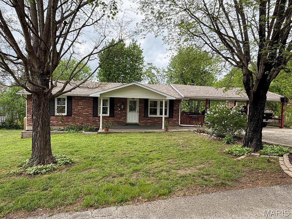 1st image of 105 Mary Ct