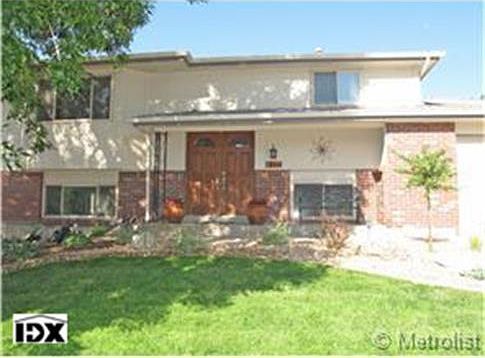 Bi-level updated home on .21 acre lot