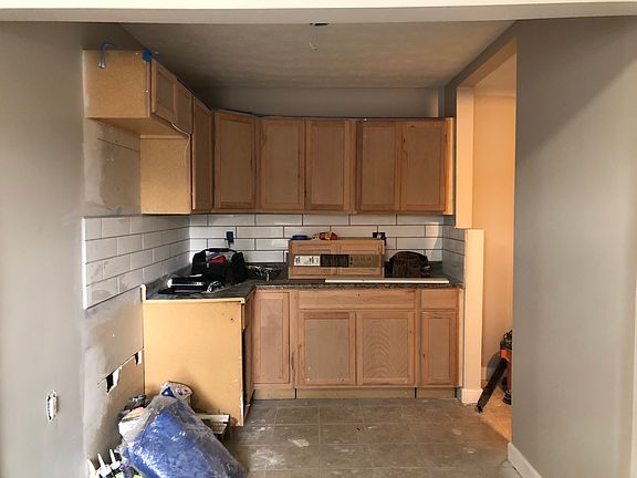5th image of 2911 Oakley Ave