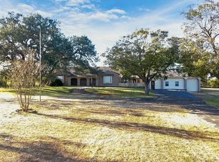 2248 Us Highway 77a S, Yoakum, TX 77995