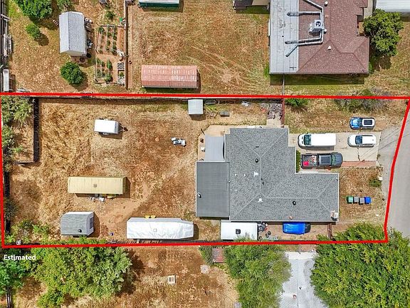 4th image of 9747 Lakeview Rd