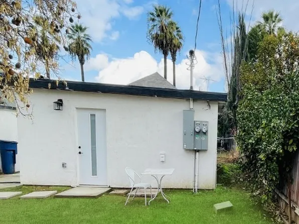 2944 6th St #3, Riverside, CA 92507