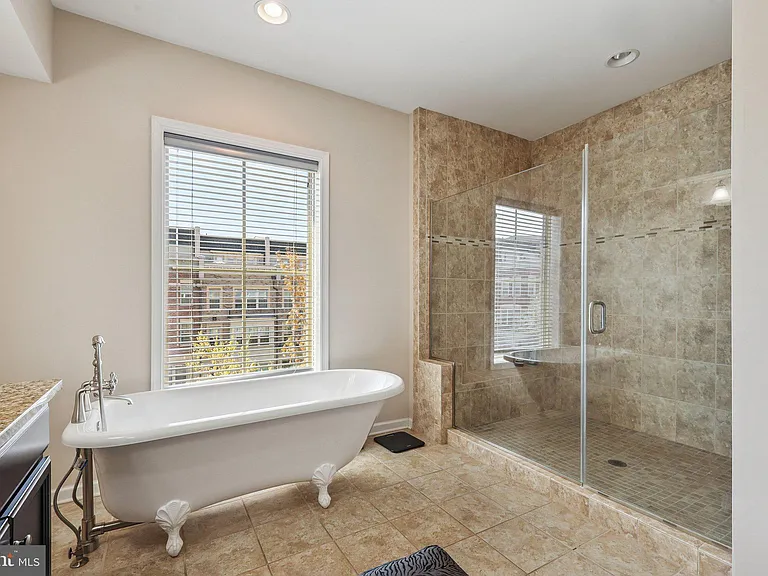 615 River Mist Dr — Photo 37