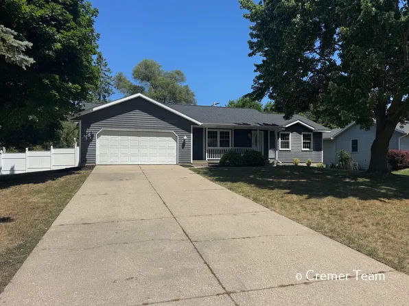 4785 Wellington St, Hudsonville, MI 49426