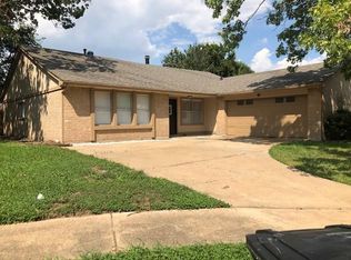 15810 Rio Dell Dr, Houston, TX 77083