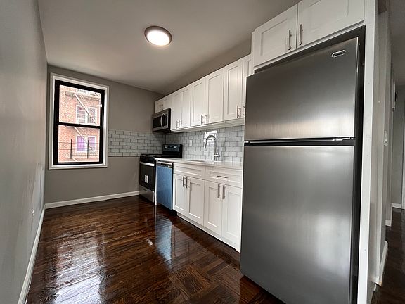 2nd image of 615 Warburton Ave APT 4J