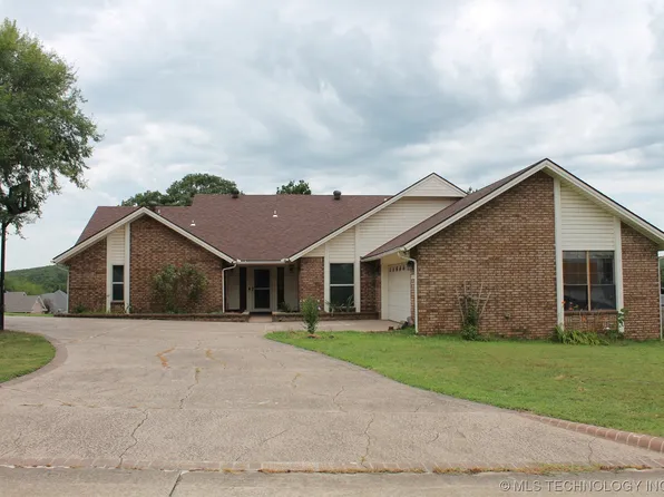 2009 Whipporwill Dr, McAlester, OK 74501