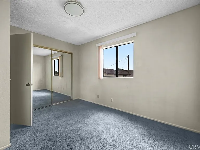 1836 N Allen Ave — Photo 18