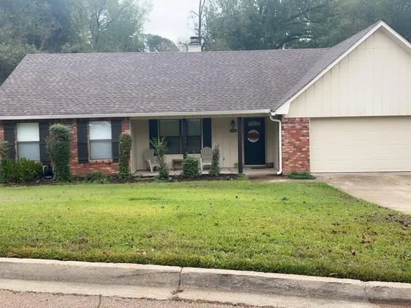 112 Spanish Moss Dr, Clinton, MS 39056
