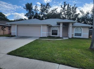 21802 Mims Way, Lutz, FL 33549