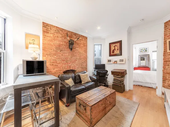 307 E 18th St APT 4, New York, NY 10003