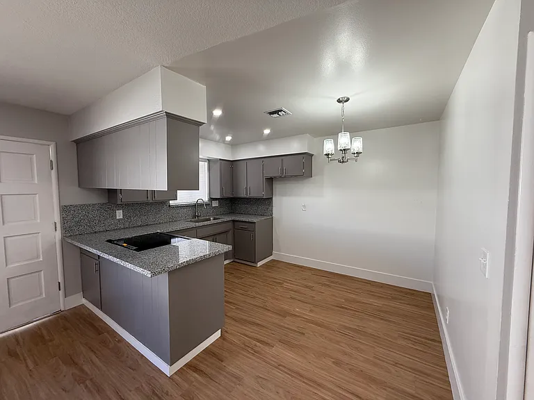 145 N C St #145 — Photo 5
