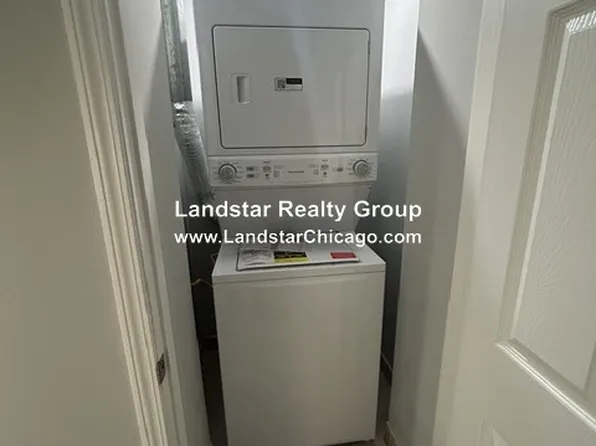 2300 S Ridgeway Ave APT 1S, Chicago, IL 60623