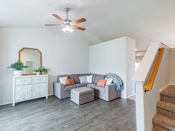5th image of 10658 Dragonfly Dr