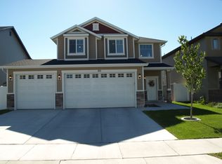 211 N Boston Dr, North Salt Lake, UT 84054