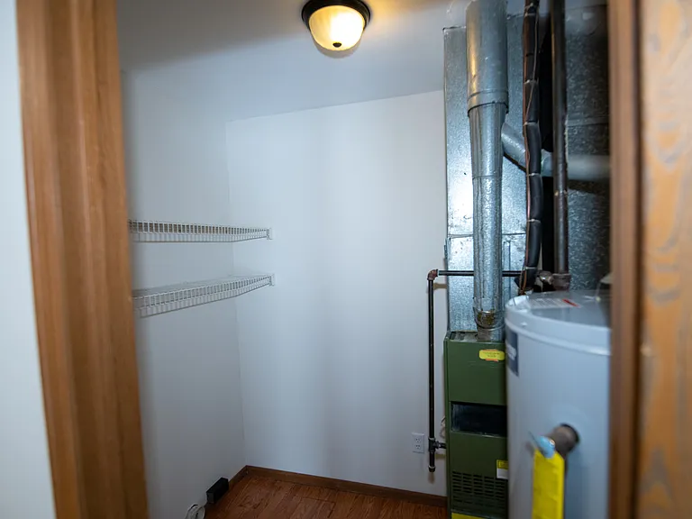 Utility Room with washer/dryer hookups