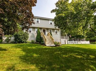 92 Colchester Dr, Plymouth, MA 02360