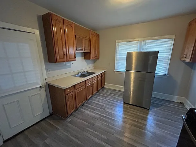 10806 Fidelity Ave #1 — Photo 2