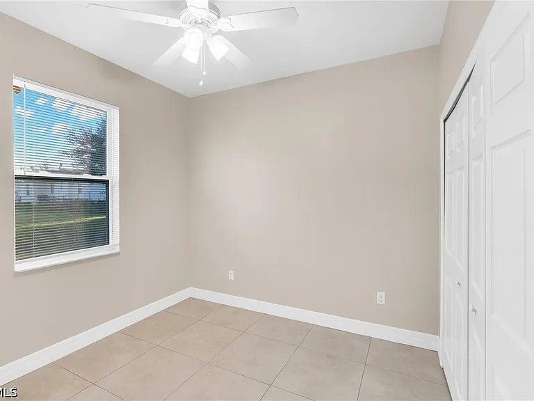 1133 SW Trafalgar Pkwy — Photo 11