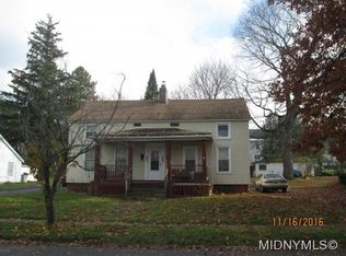 409 Main St, New York Mills, NY 13417