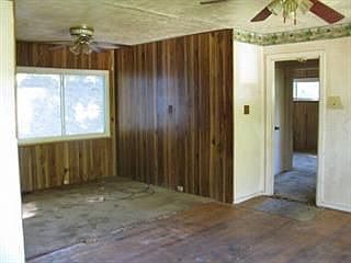 5th image of 2424 Bradley St