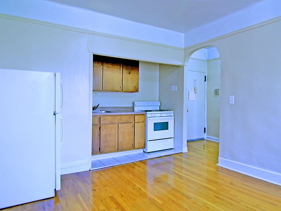 1st image of 2304 Grand Ave APT 3C