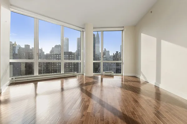 Sold by Compass | media 5