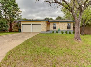 1910 Ramona Cir, San Marcos, TX 78666