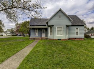 701 E Washington St, Maroa, IL 61756