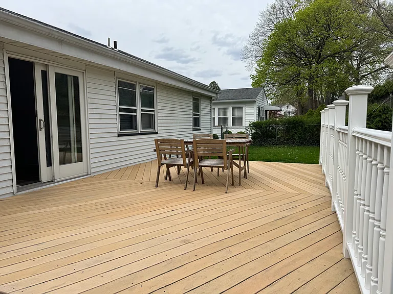 34 Baltusrol Rd — Photo 2