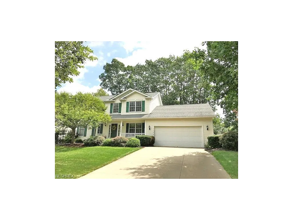 1128 Oak St photo 1