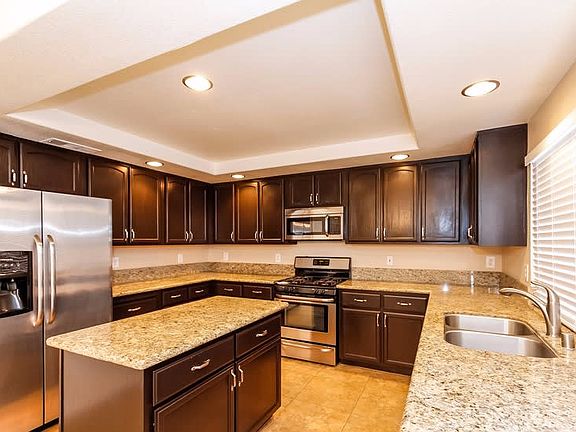 3rd image of 3740 Crescent Canyon St