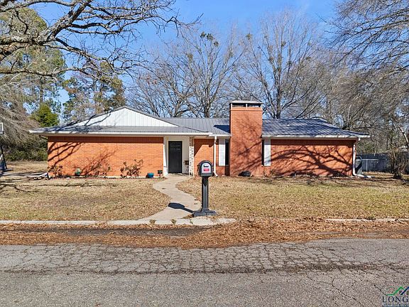 3rd image of 100 Elmwood Pkwy