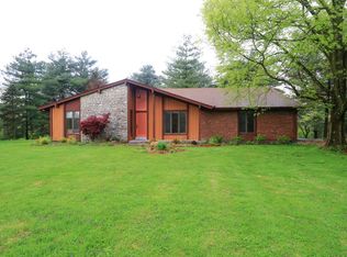 6727 Olive Branch Rd, Oregonia, OH 45054