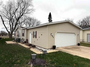 304 Elder Ln, Belvidere, IL 61008