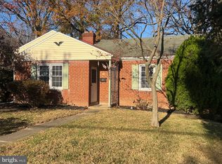 1323 W Oak St, Norristown, PA 19401