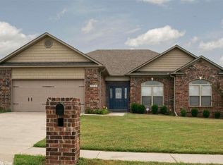 2418 Lancashire Ln, Cabot, AR 72023