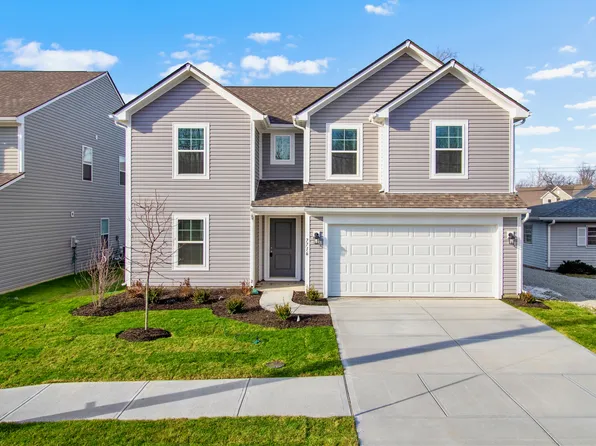 7716 Walnut Dr, Indianapolis, IN 46268