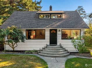 7625 SW Point Robinson Rd, Vashon, WA 98070