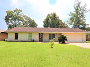 490 Jackson St, Vidor, TX 77662