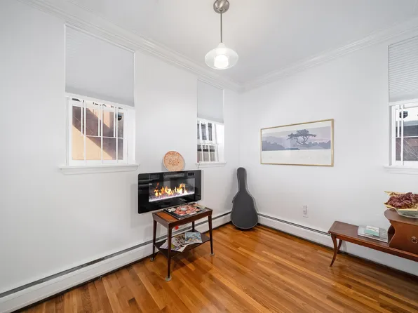 278 Monmouth Street image 11 of 25